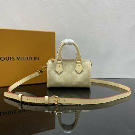 Picture of LV Lady Handbags _SKUfw139331224fw